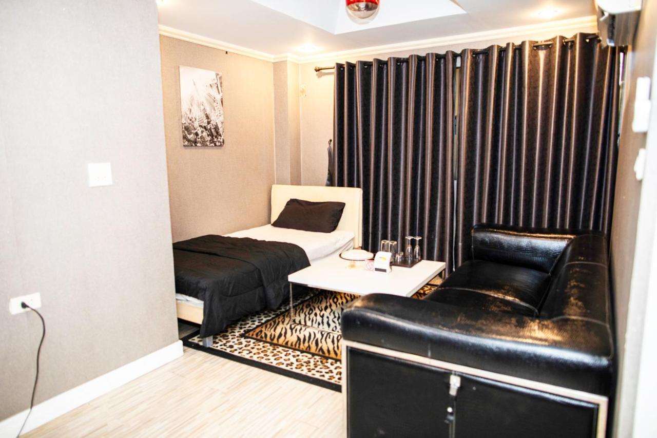 Merry Inn Suites Паттая Екстер'єр фото
